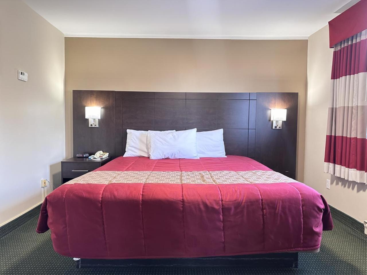 Colonial House Motor Inn Пърт Екстериор снимка
